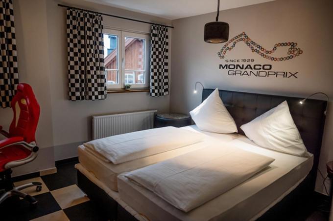Motorworld Inn Warthausen Dış mekan fotoğraf