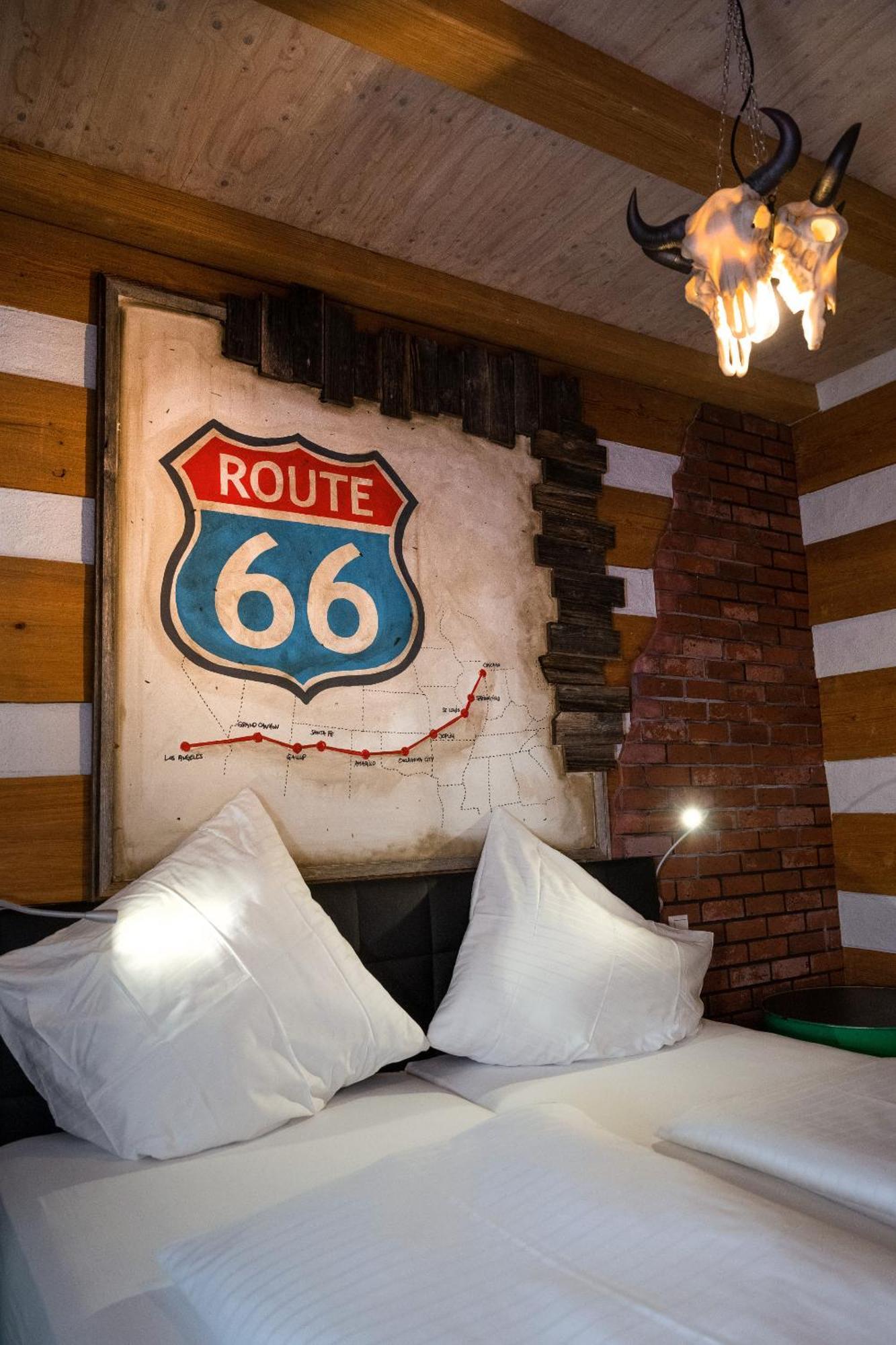 Motorworld Inn Warthausen Dış mekan fotoğraf