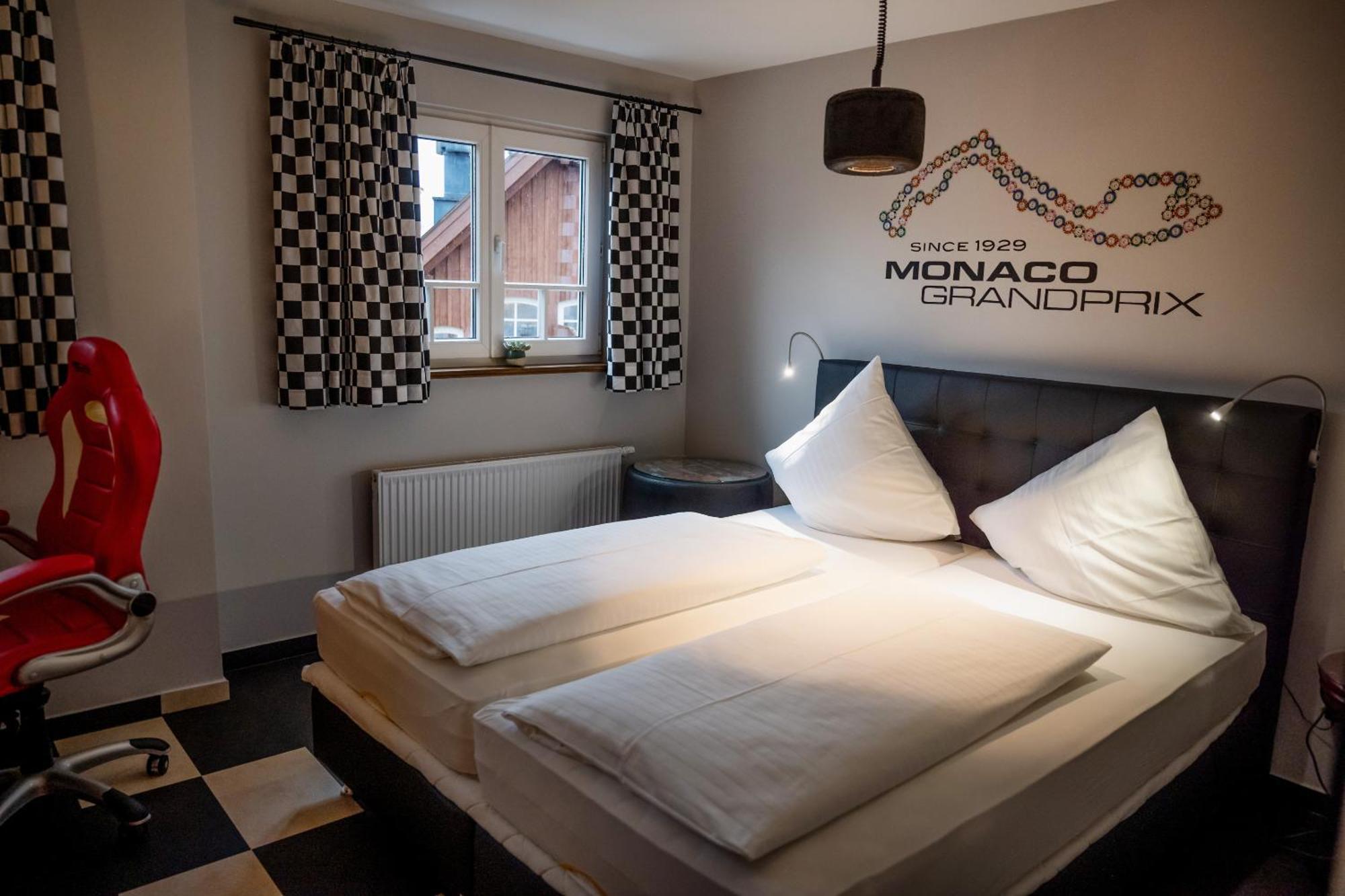 Motorworld Inn Warthausen Dış mekan fotoğraf