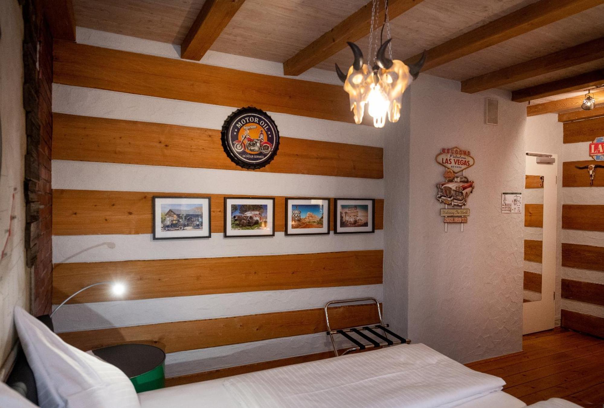Motorworld Inn Warthausen Dış mekan fotoğraf