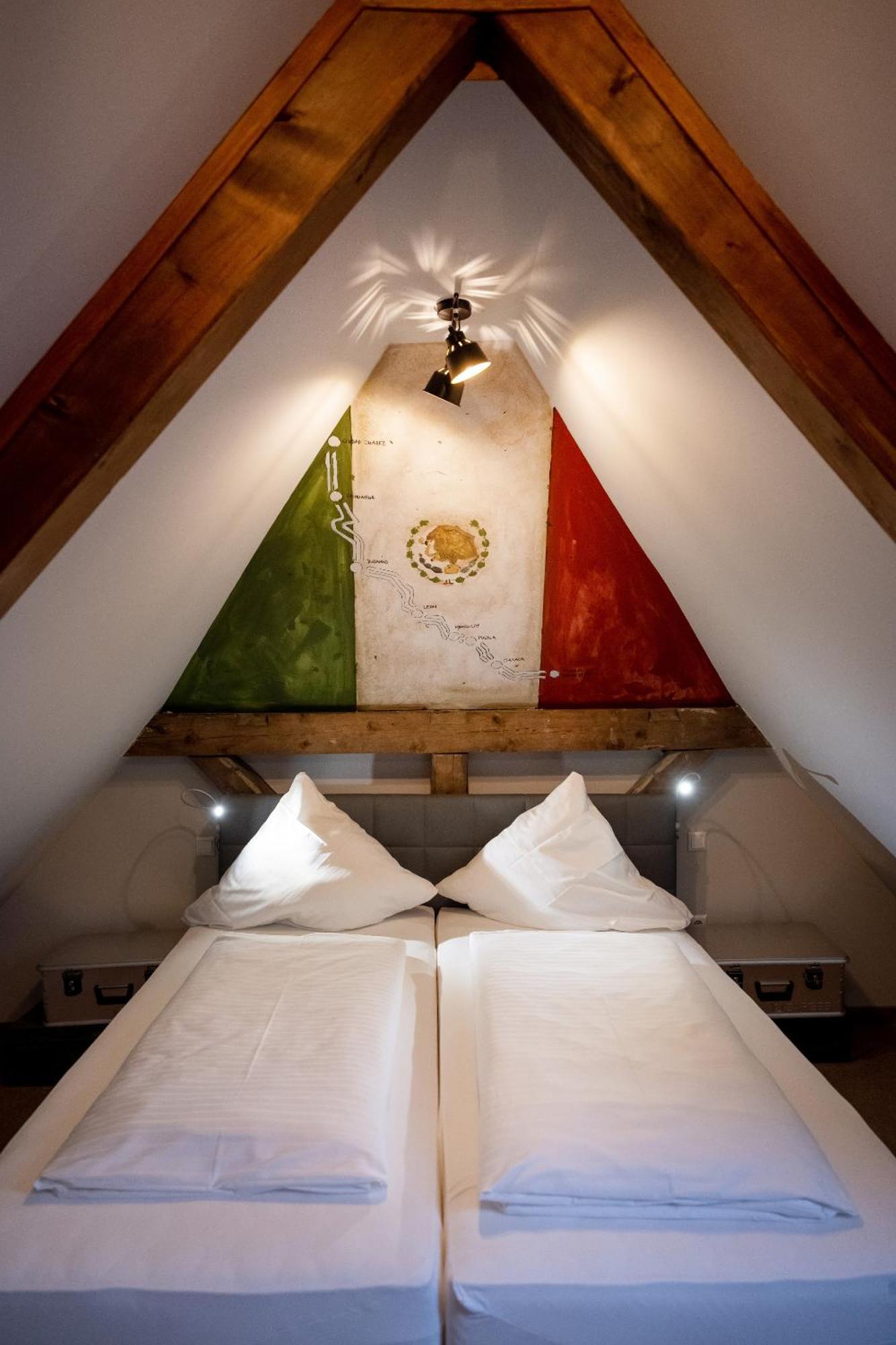 Motorworld Inn Warthausen Dış mekan fotoğraf